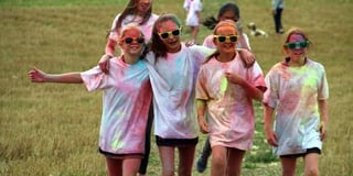 Wandsworth pupils get colourful for charity