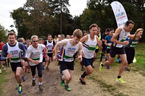 And they’re off.. the runners in the 10k race tacking the Hindhead Common course (HD41-152-18)