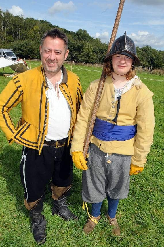 Tosh and Tally from Sir Marmaduke Rawdon's Regiment of the Sealed Knot (HD39-88-18)
