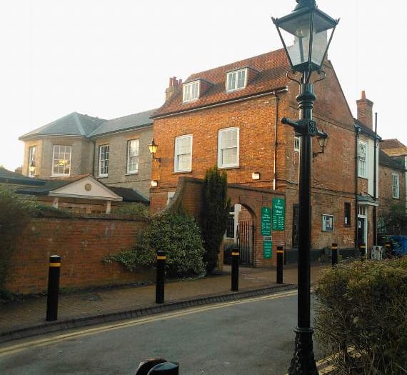 Farnham Library to relocate to Brightwells, reveals council leader