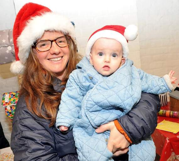 The festive Macready family. Picture order no: FD48-56-18