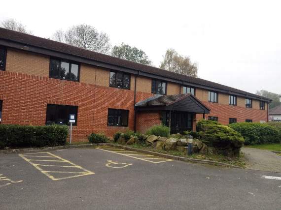 The Metro Inn hotel is located on the A3 at Liphook Services