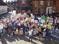Hundreds attend Alton climate protest