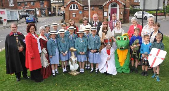 Remembering England’s patron saint (HD18-18-19)