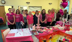 Farnham Slimming World group raises funds for cancer charities