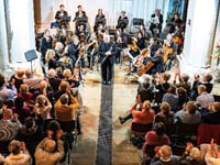 Music for spring from Farnham Sinfonia at St Andrew's Church