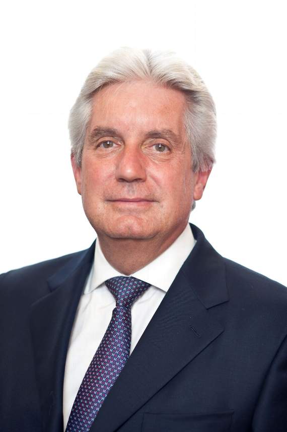 New chairman of the board, Chris Boobyer