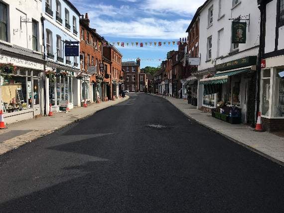 <p>Downing Street, Farnham, during the first Covid lockdown: A vision of the town's future - or just a temporary respite from the traffic? Retailers hope for the latter, says Cllr Martin</p>