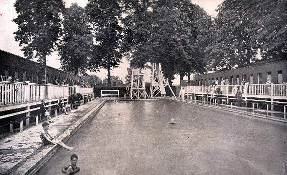 <p>Farnham’s swimming baths pictured in the 1930s – the baths have since been replaced by Victoria Garden, opposite Sainsbury’s in South Street</p>