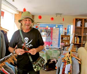 •Elusive and reclusive, but Overend Watts of Mott The Hoople was caught on camera in Ross, in search of some stage clothes for the forthcoming tour.