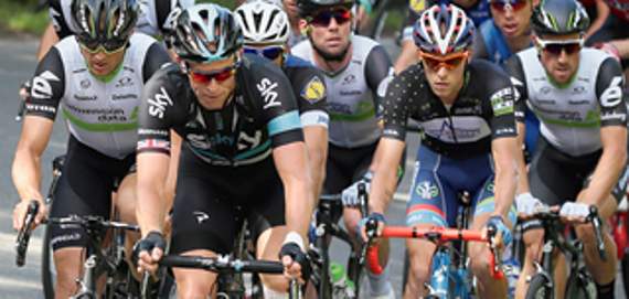 •Rob Sargent captured this image of Ian Stannard leading the pelaton at Beechenhurst. Tour de France winner Mark Cavendish is on his shoulder in the white top.
