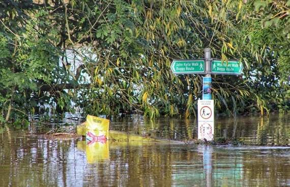 No walking today in Ross-on-Wye. Photo: HW Fre and Rescue.