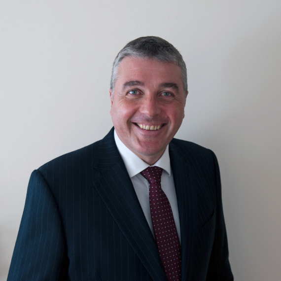Simon Williams