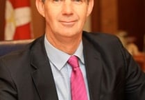 Minister should quit over rally shambles: Robertshaw