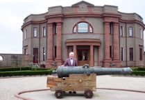 Inventor puts his house on market for £30m