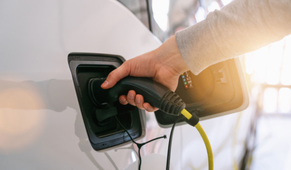 Filling up an electric car