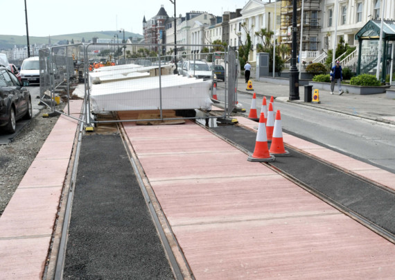 New methods are being deployed to try to prevent concrete cracking in the tram corridor