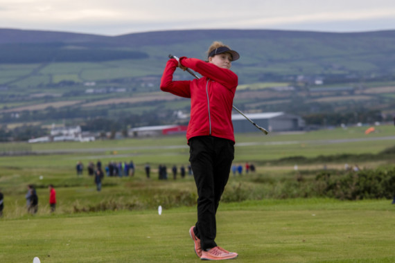 Emma Noon beat Wendy Hogan 6 and 4 (Photo: Jim Gibson/www.ellanvanninimages.im)