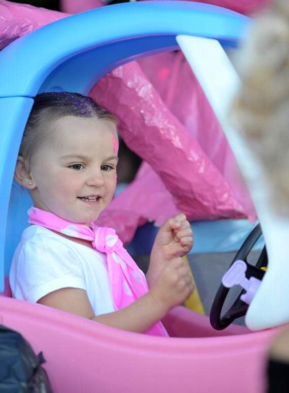 A young Pink Lady at Dawlish carnival © MDA/StevePope