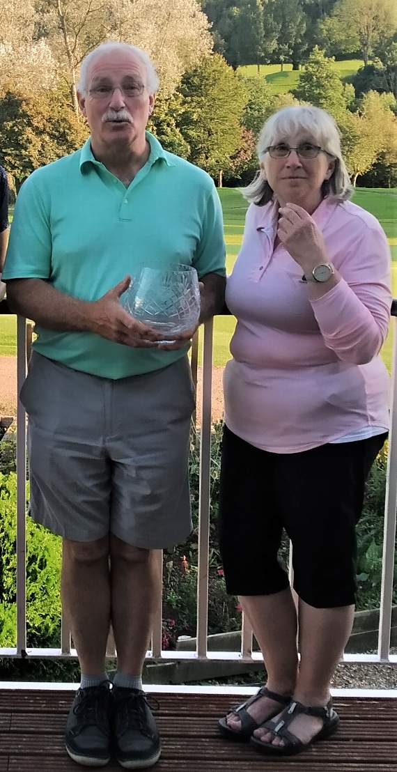 Dave and Jan Hayward – Mixed Summer Knockout.