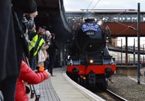 Trainspotters urged to stay safe in Flying Scotsman visit