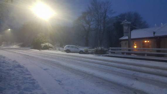 Snow at the Flying Bull pub at Rake