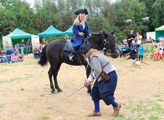 The highwaywoman act was one of the most popular of the weekend event.