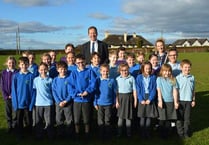 MP Jesse Norman visits Ashfield Park School