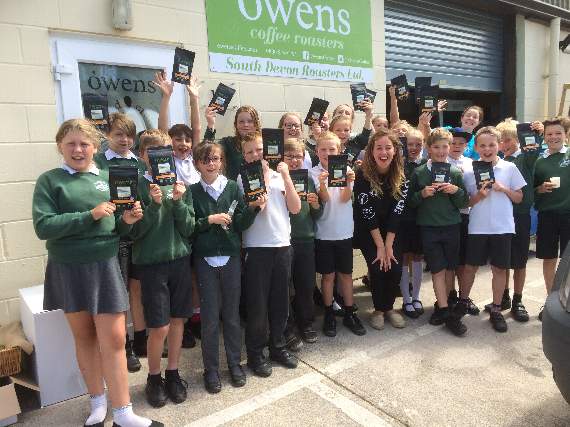 Pupils from Stoke Fleming Primary School visiting Owen’s Coffee in Modbury