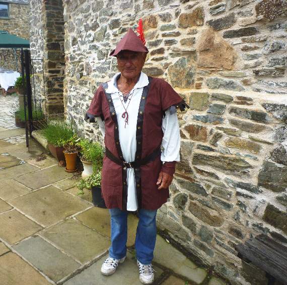 Resident Hobbit David Spencer tour guide to the Hobbit House