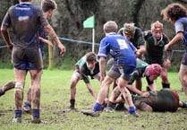 Young guns lose out to old rivals