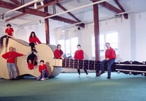 Giant guitar maker declares war on German museum