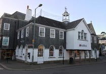 Last bank in Dartmouth is to close taking its cash machine with it