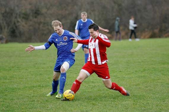 Chris Hooper looks to keep the ball