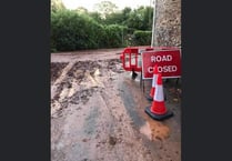 Chaos after mudslide causes road closure