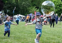 Okehampton May Fair draws crowds to Simmons Park