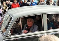 Chagford war veteran treated to 100th birthday parade by community