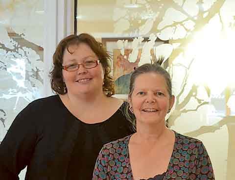 Glass artists Linda Norris and Rachel Phillips.