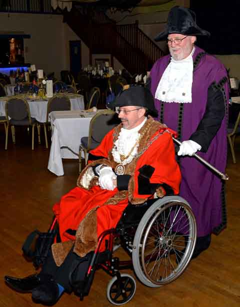 New Mayor Clr. Paul Rapi is 'en-rolled' into office (Pic. Gareth Davies Photography)