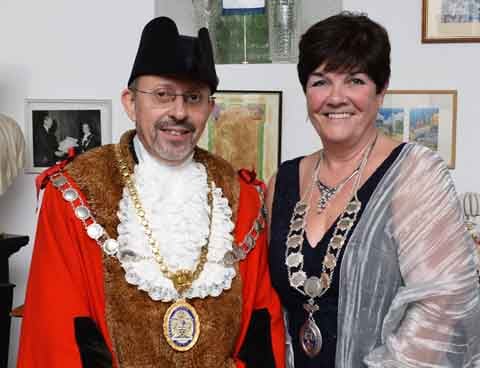 New Mayor Clr. Paul Rapi with Deputy Mayor, Clr. Mrs. Sue Lane