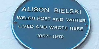 New blue plaque commemorates Tenby writer and poet