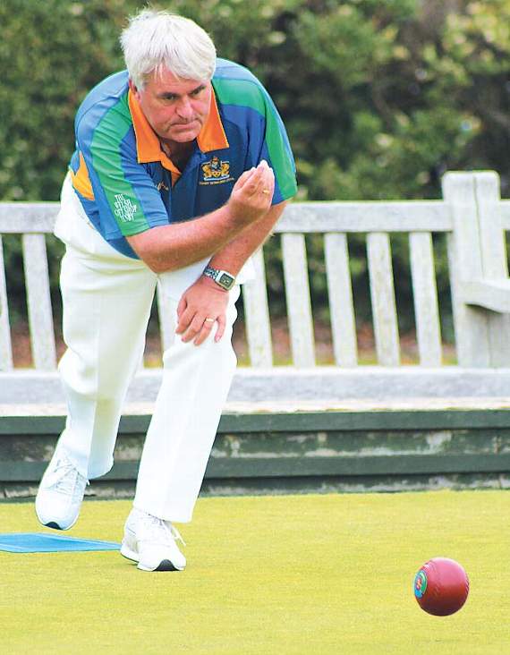 Neil Dickinson helped Gerald Hewitt and his Arches rink to a big win over Tony Ellyat.
