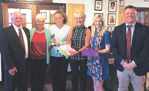Second ladies team and Serendipity Bowl winners, Heather Morgan, Terri Smith, Gill John, Charisse Crawford, with club president Alan Morton and captain Neil Thomas