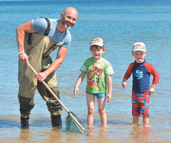 Seine-netting at Saundersfoot with Marten Lewis from the Darwin Centre.