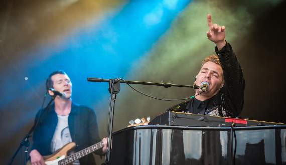 Toploader