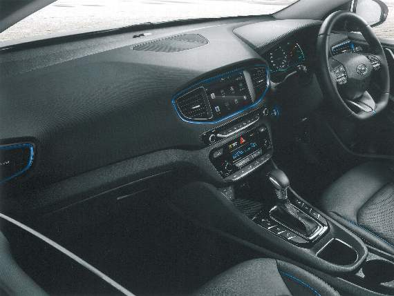 The well-thought-out interior of the IONIQ