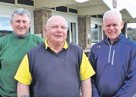 Today’s winners, Stan Hudson and Derek Cole surround their captain Idwal.