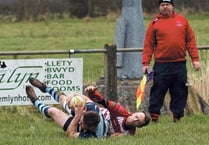 Otters earn bonus point derby win to spoil Newcastle Emlyn anniversary celebrations