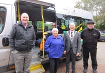Waverley's door-to-door Hoppa bus gets on board with £2 fare cap