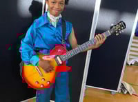 Schoolboy walking in Bjorn’s shoes...